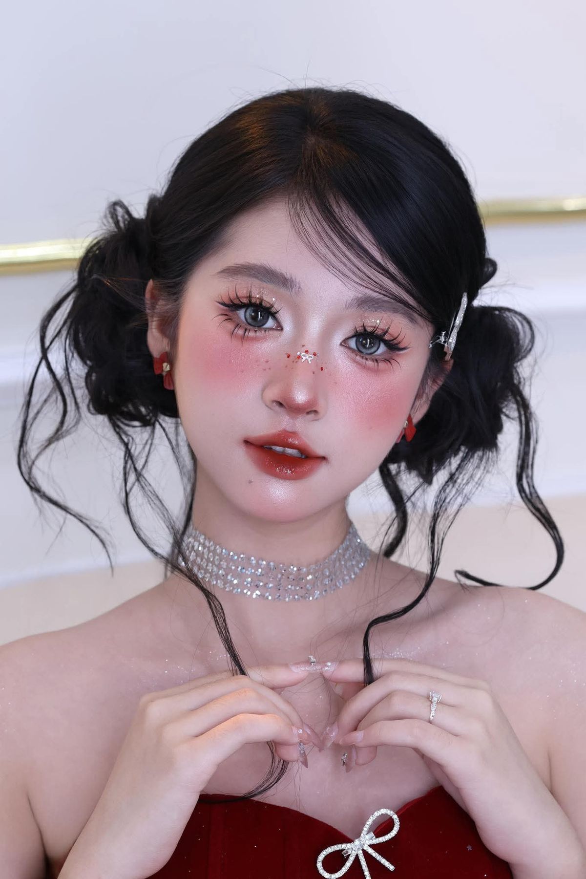 Layout makeup cá tính ấn tượng