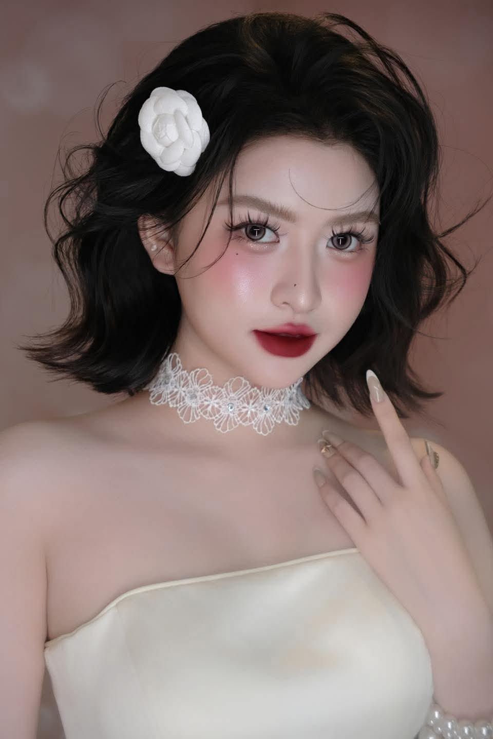 Layout makeup cổ điển