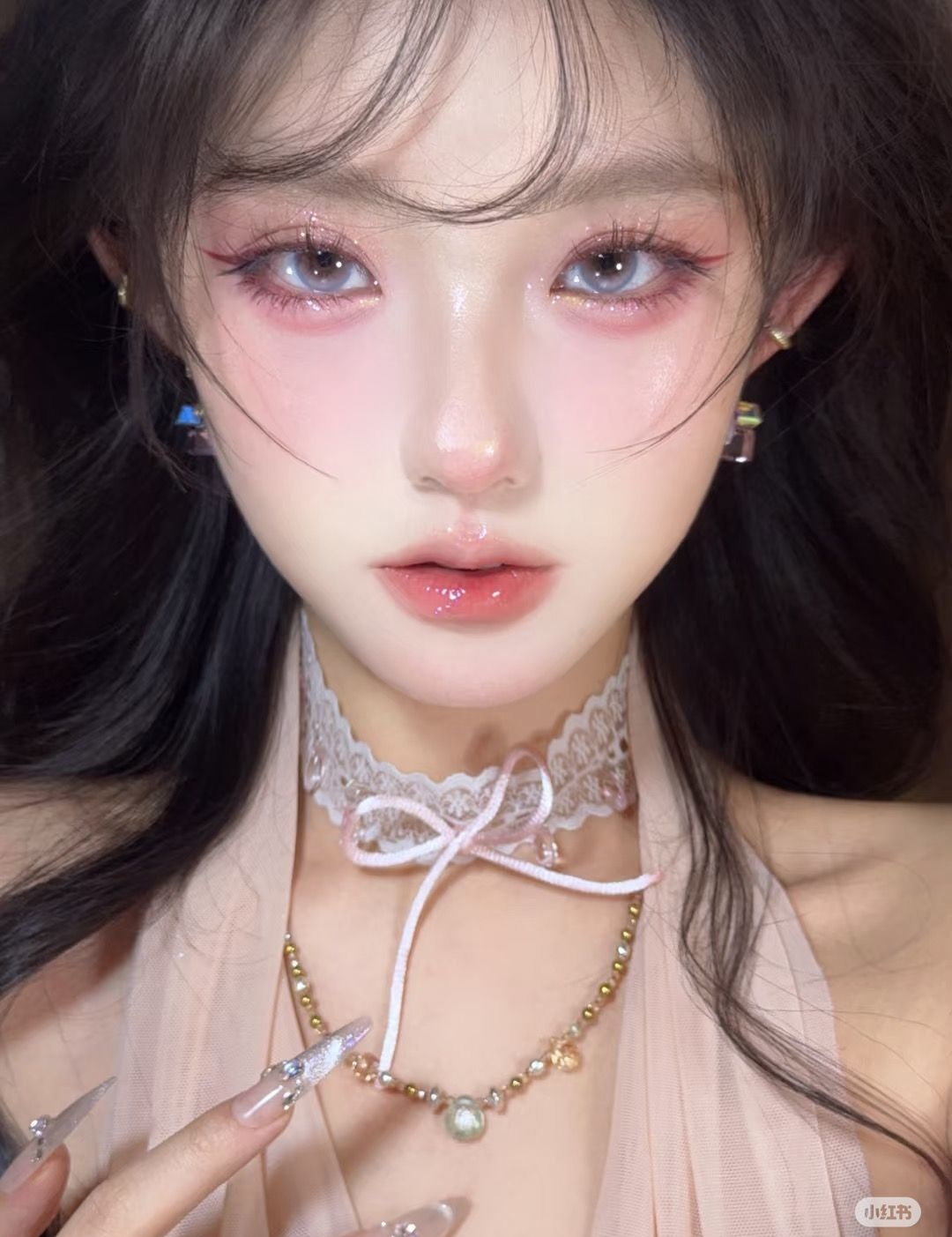 Layout makeup lấp lánh bling bling
