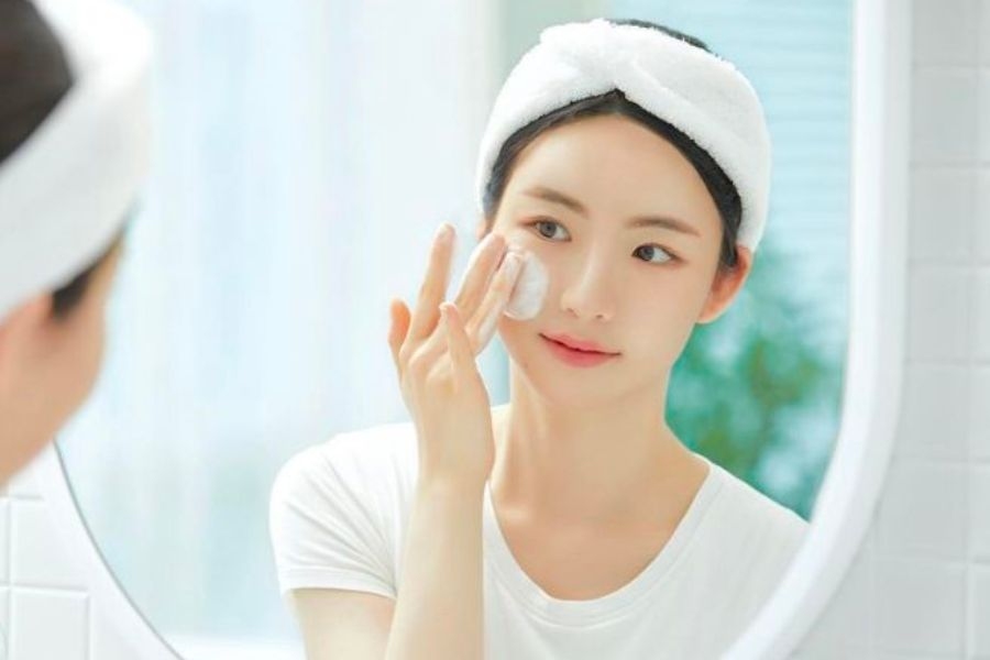 Nên bôi kem chống nắng ở bước trang điểm nào