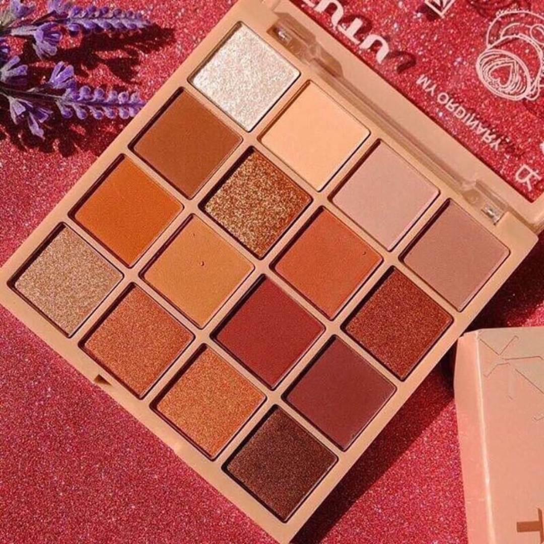 Phấn mắt Tutu Kaqi Color Eyeshadow Palette